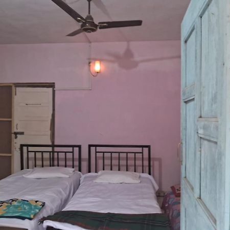 Savitri Cottage Alībāg Exterior photo
